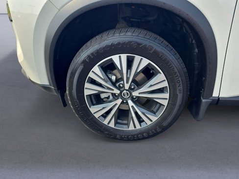 Used 2021 Nissan Rogue SV image 10