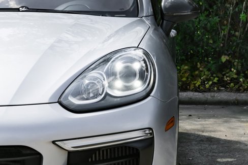 Used 2016 Porsche Cayenne S image 49