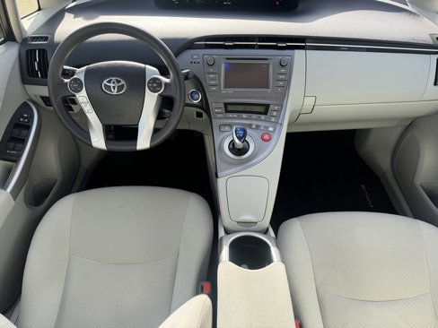 Used 2015 Toyota Prius Three image 19
