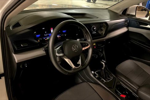 Used 2023 Volkswagen Taos SE image 16