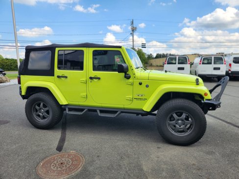 Used 2016 Jeep Wrangler Unlimited Sahara image 21