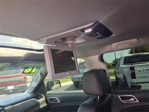 Used 2016 GMC Yukon XL Denali image 10