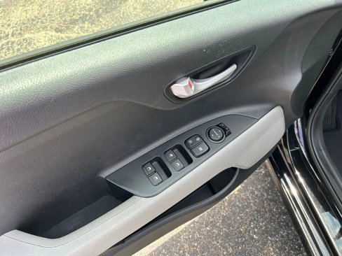 Used 2021 Kia Rio S image 13