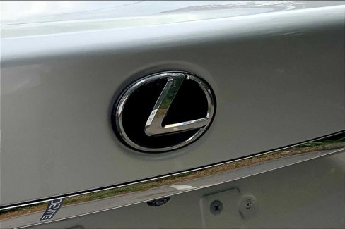 Used 2018 Lexus LS 500 AWD image 29