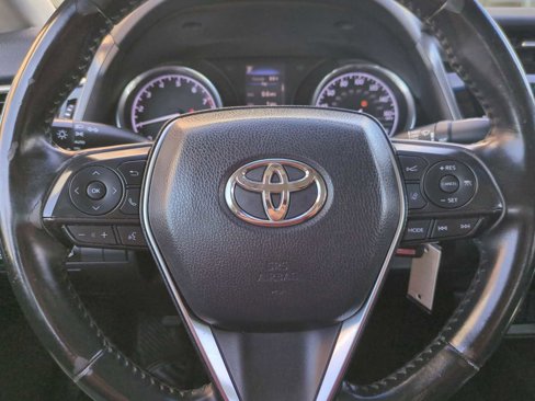 Used 2018 Toyota Camry SE image 22