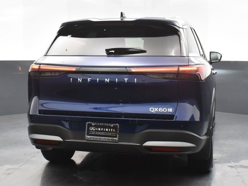 New 2026 INFINITI QX60 Luxe w/ Family Package image 30