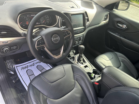 Used 2014 Jeep Cherokee Limited image 21