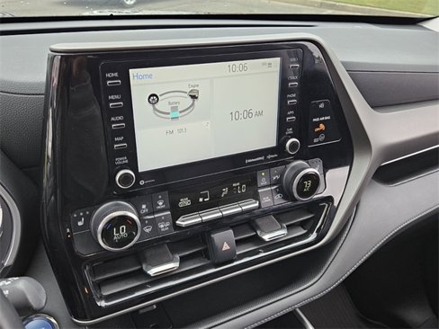 Used 2022 Toyota Highlander XLE image 22