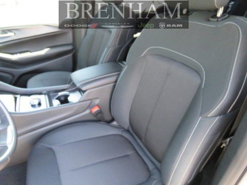 New 2025 Jeep Grand Cherokee L Laredo image 13