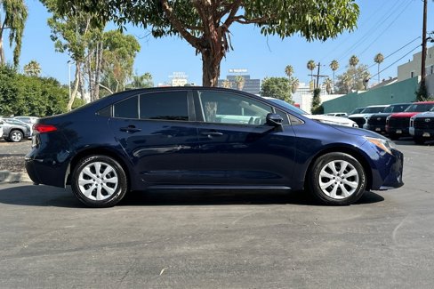 Used 2022 Toyota Corolla LE image 3