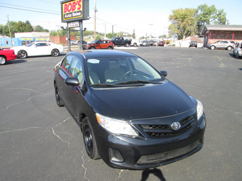 Used 2011 Toyota Corolla LE image 3