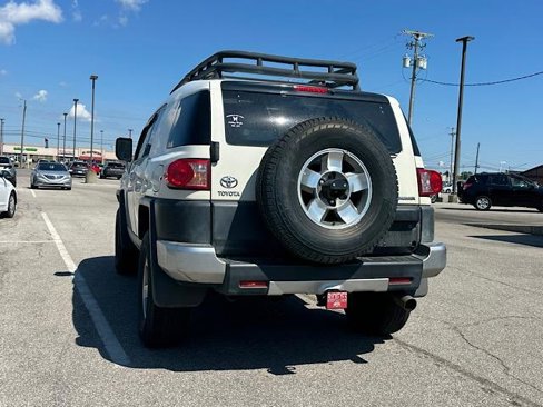 Used 2010 Toyota FJ Cruiser 4WD image 6