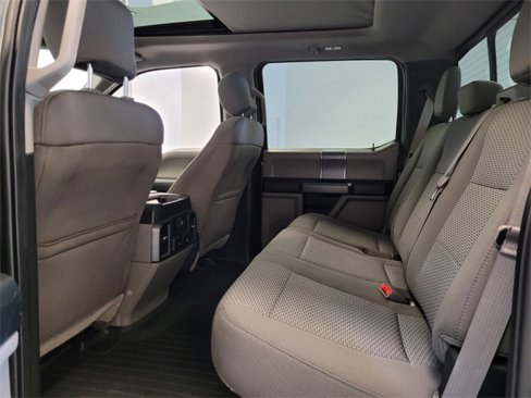 Used 2017 Ford F150 XLT w/ Equipment Group 302A Luxury image 5