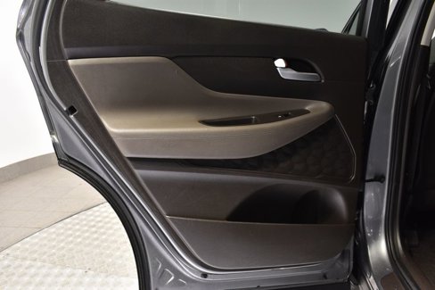Used 2019 Hyundai Santa Fe SE image 27