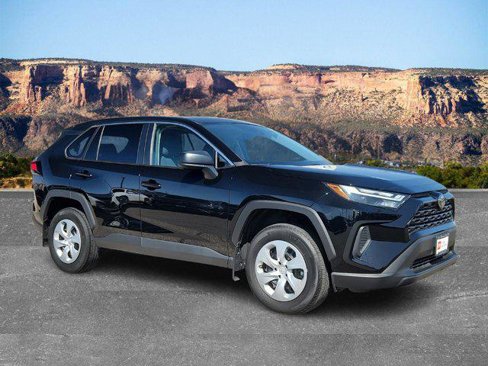 Certified 2023 Toyota RAV4 LE image 1