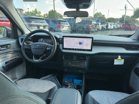 New 2025 Ford Maverick XLT image 17