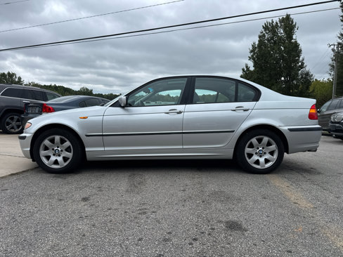Used 2003 BMW 325xi Sedan image 9