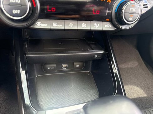 Used 2022 Kia Forte GT-Line w/ GT-Line Premium Package image 28