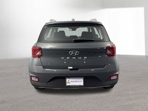 New 2025 Hyundai Venue SEL image 14