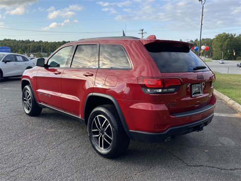 Used 2020 Jeep Grand Cherokee Trailhawk image 3