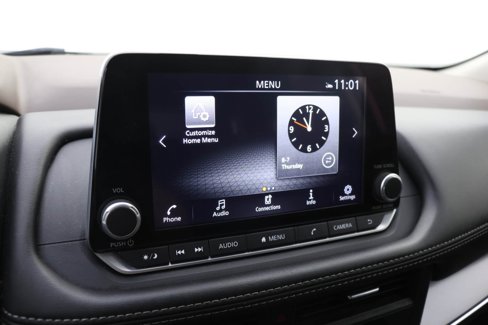 Used 2023 Nissan Rogue SV image 7