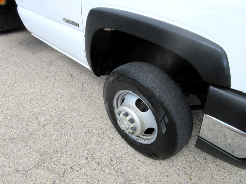 Used 2005 Chevrolet Silverado 3500 2WD Regular Cab image 13