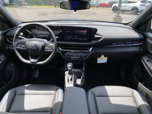 New 2025 Buick Envista Sport Touring w/ Convenience I Package image 23