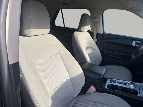 Used 2021 Ford Explorer 2WD image 12