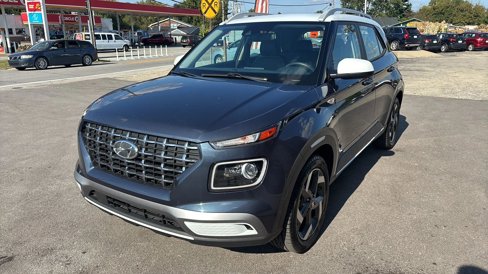 Used 2020 Hyundai Venue image 4