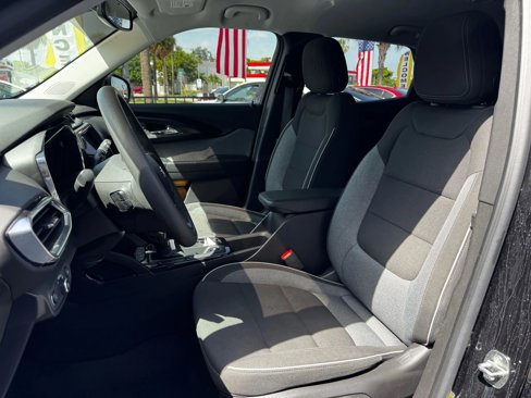 Used 2023 Chevrolet TrailBlazer LT w/ Convenience Package image 13