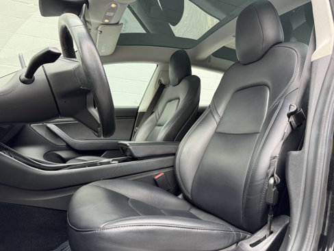 Used 2018 Tesla Model 3 Mid Range image 15