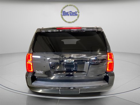 Used 2019 Chevrolet Suburban Premier image 6