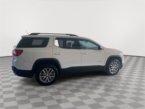 Used 2018 GMC Acadia SLE image 12