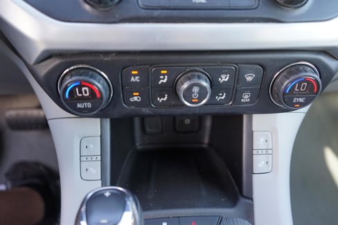 Used 2019 GMC Acadia SLT image 16