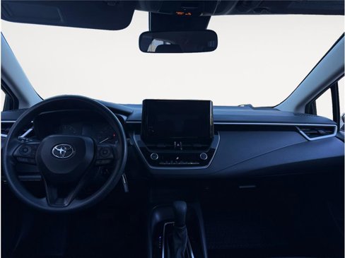 Used 2023 Toyota Corolla LE image 11