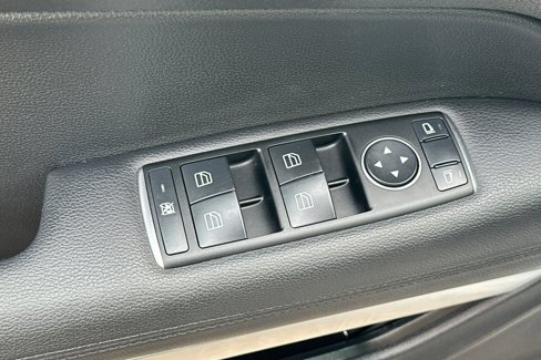 Used 2013 Mercedes-Benz E 550 Coupe image 12