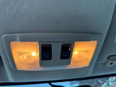 Used 2009 Ford Focus SES image 25