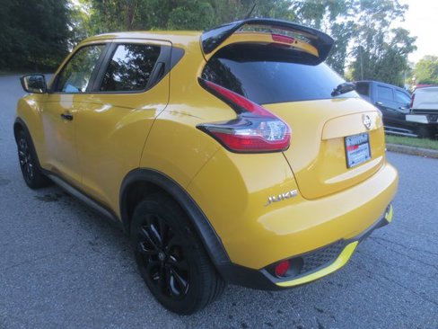 Used 2016 Nissan Juke SV image 5