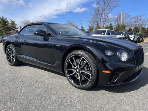 Used 2023 Bentley Continental GT Azure image 44