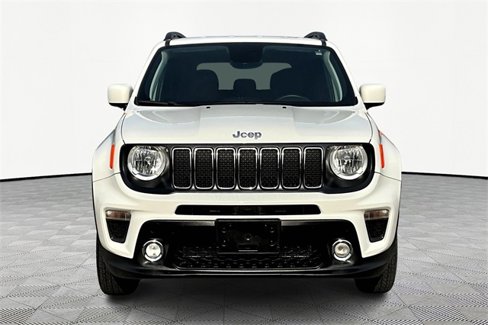 Used 2020 Jeep Renegade Latitude w/ Cold Weather Group image 2