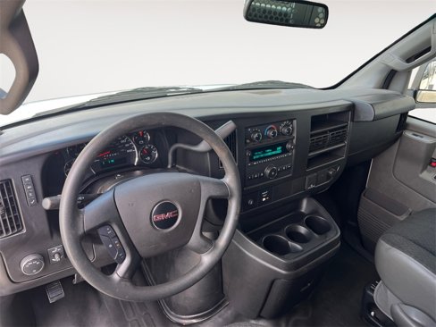 Used 2023 GMC Savana 2500 w/ Driver Convenience Package image 10
