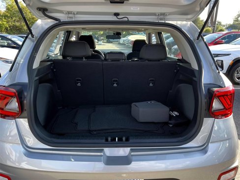 Certified 2023 Hyundai Venue SEL image 8