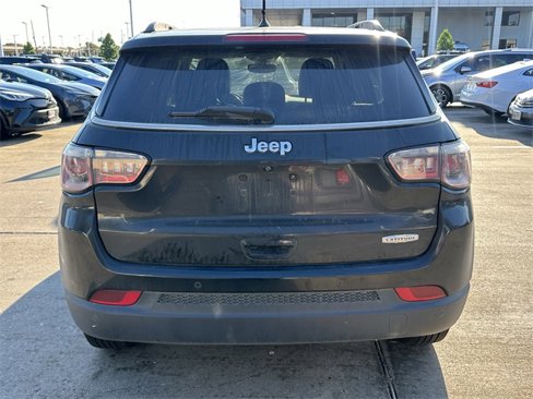 Used 2018 Jeep Compass Latitude w/ Safe & Security Group image 6