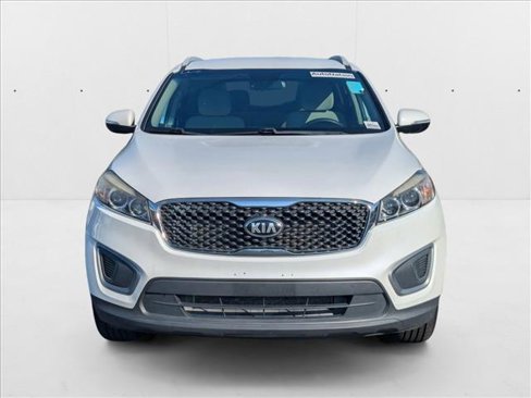 Used 2017 Kia Sorento LX image 17