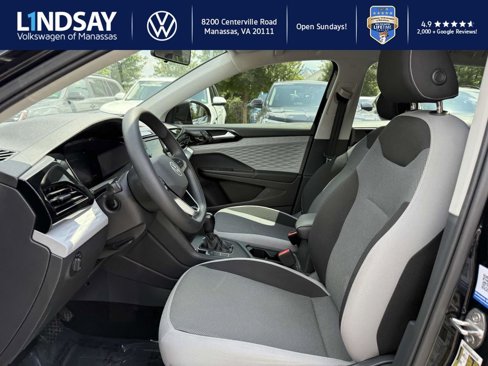Used 2022 Volkswagen Taos S image 9