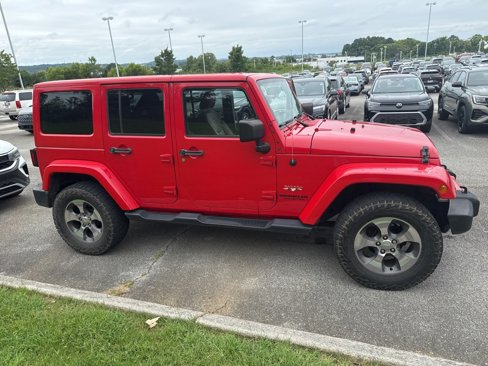 Used 2016 Jeep Wrangler Unlimited Sahara w/ Connectivity Group image 2