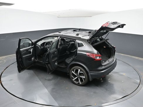 Used 2021 Nissan Rogue Sport SL image 30