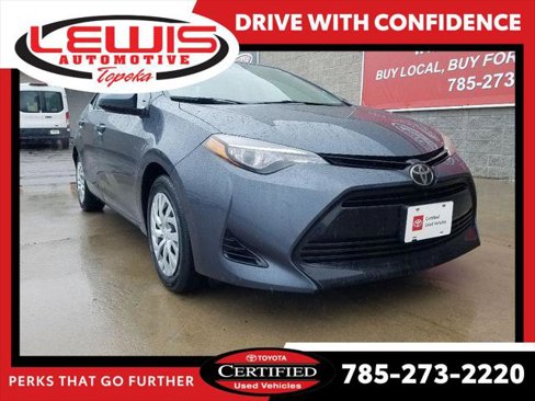 Certified 2017 Toyota Corolla LE image 1