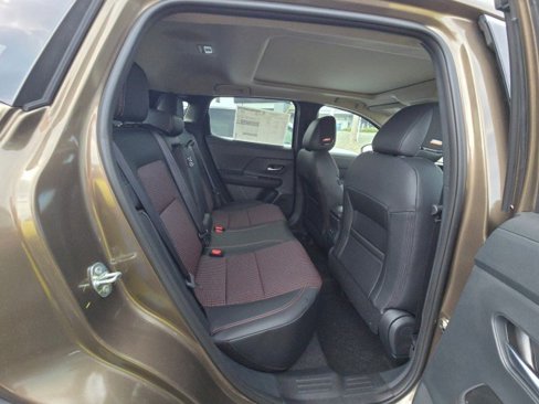 New 2025 Nissan Kicks SR w/ SR Premium Package image 14