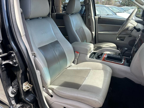 Used 2006 Jeep Grand Cherokee Limited image 13